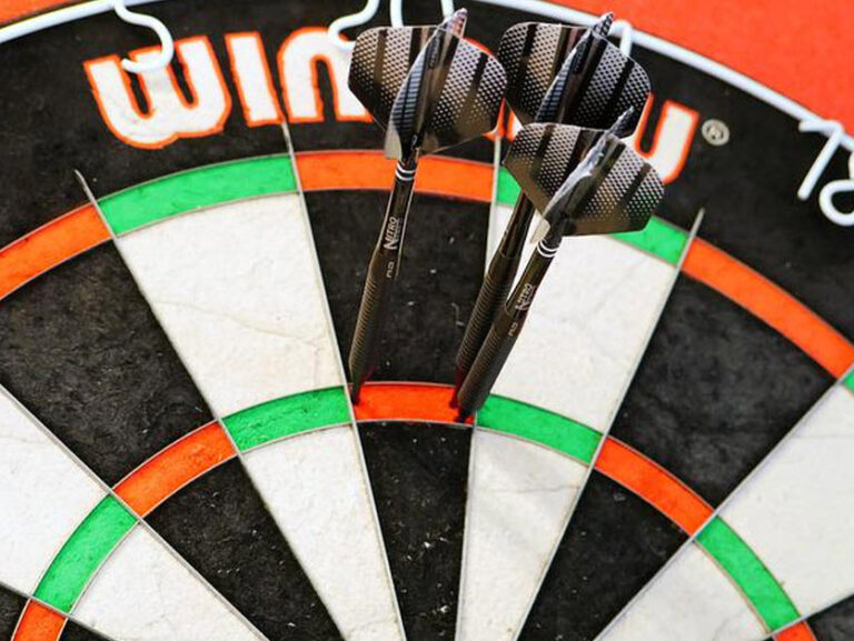 How Do Darts Players Count So Fast? [Answered] Freehound Fun & Games